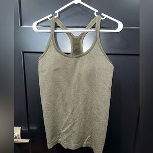 Lululemon ebb to street tank